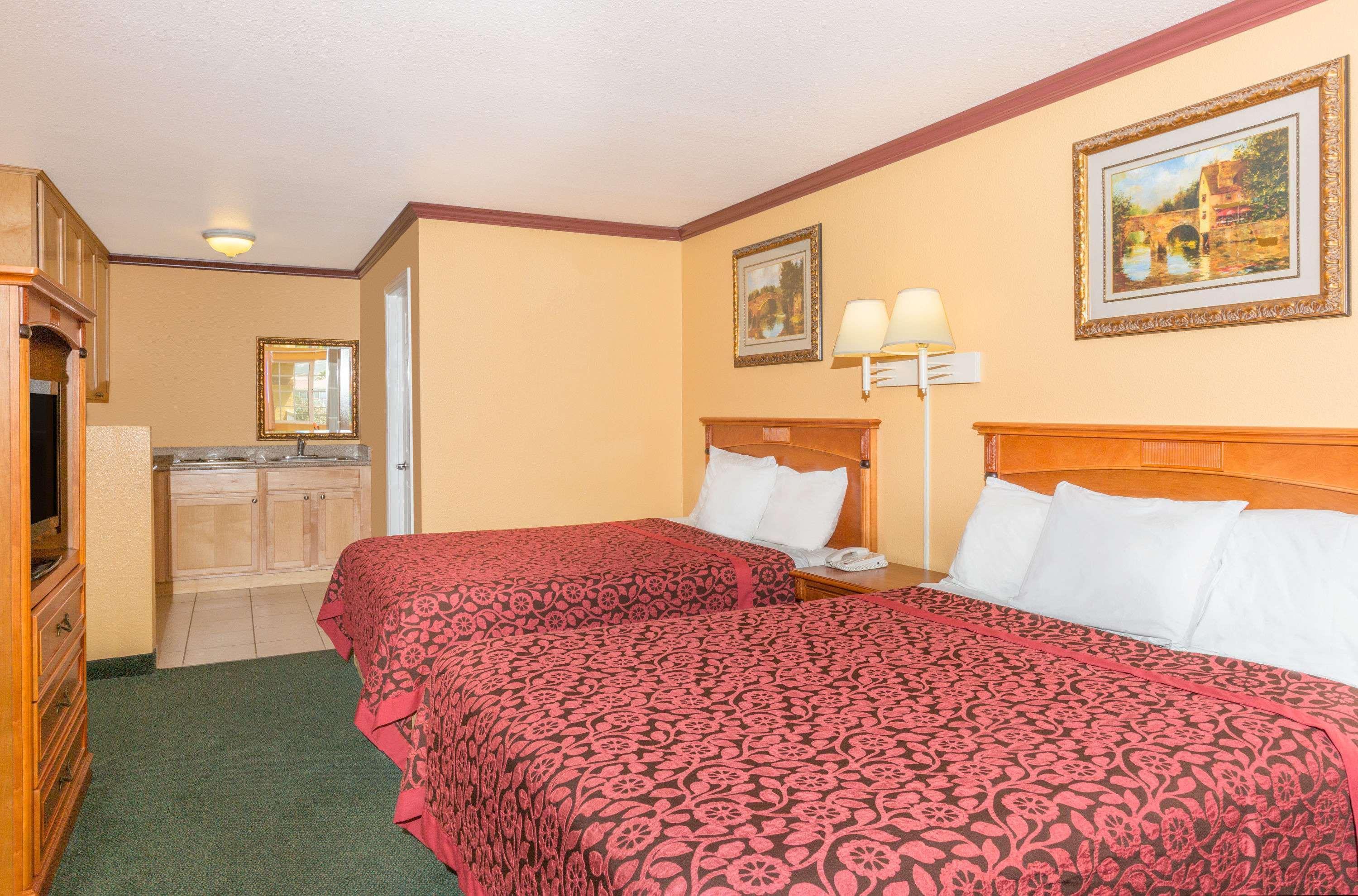 Days Inn By Wyndham King City Exterior foto
